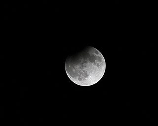 Click to view larger astrophoto. Harvest Supermoon