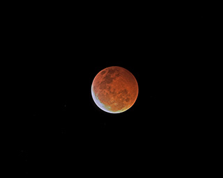 Click to view larger astrophoto. Lunar Eclipse