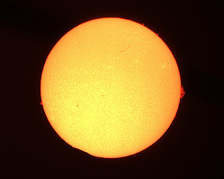 Click to view larger astrophoto. Sun