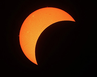 Click to view larger astrophoto. Sun