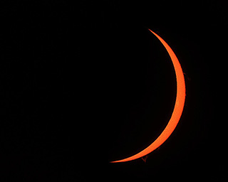 Click to view larger astrophoto. Sun